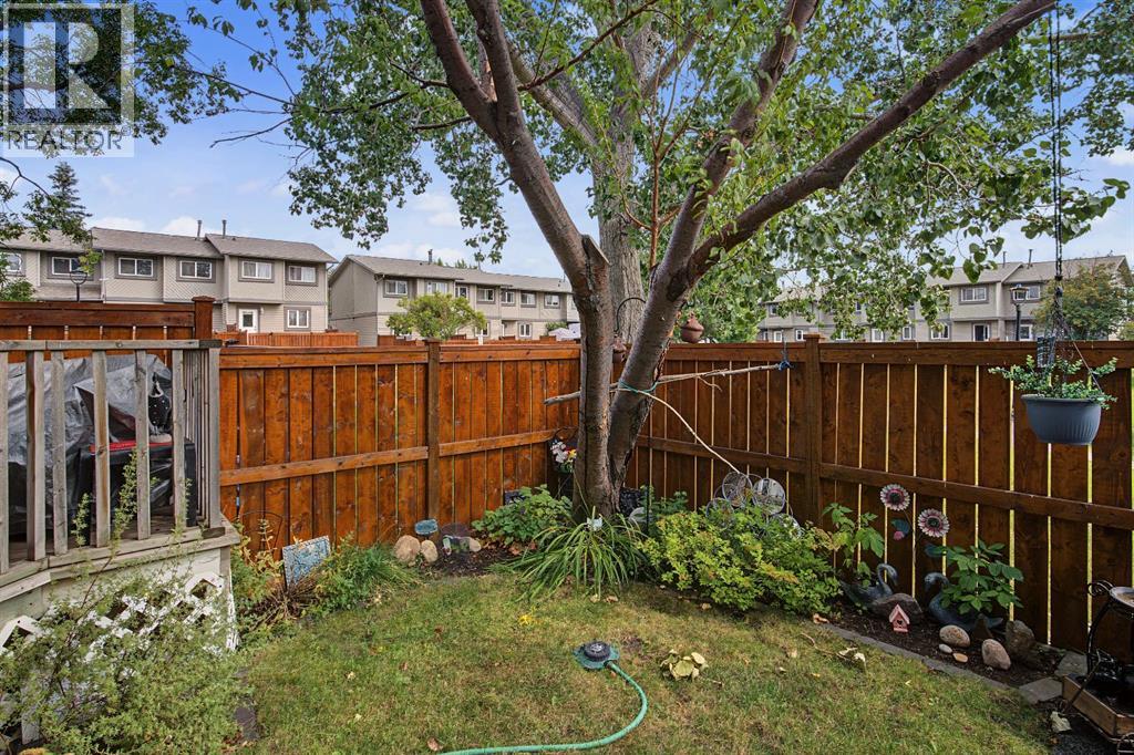 #52 12 Templewood Drive NE - 23