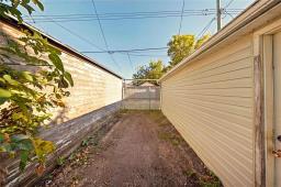 693 Stella Avenue, Winnipeg, MB R2W2V6 Photo 13