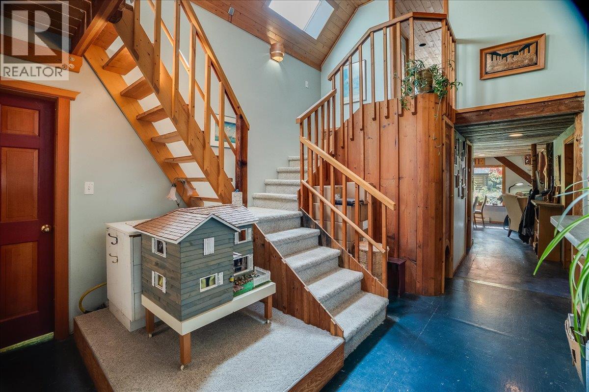 8494 Red Mountain Road - Image 36