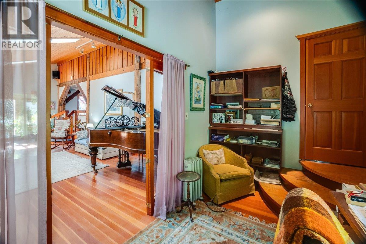 8494 Red Mountain Road - 15