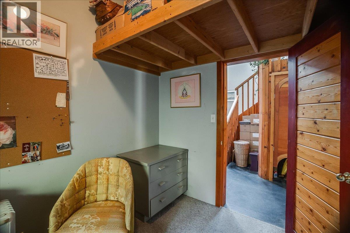 8494 Red Mountain Road - 31