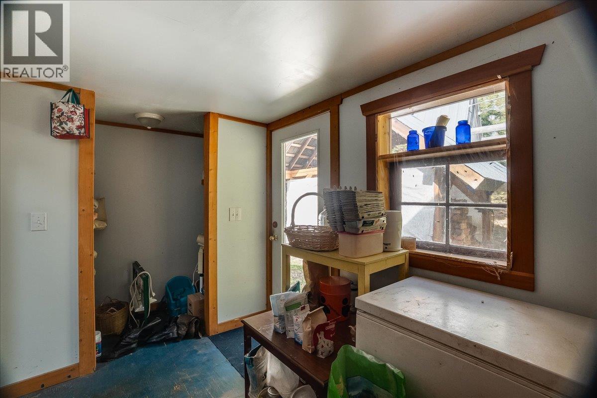 8494 Red Mountain Road - Image 46