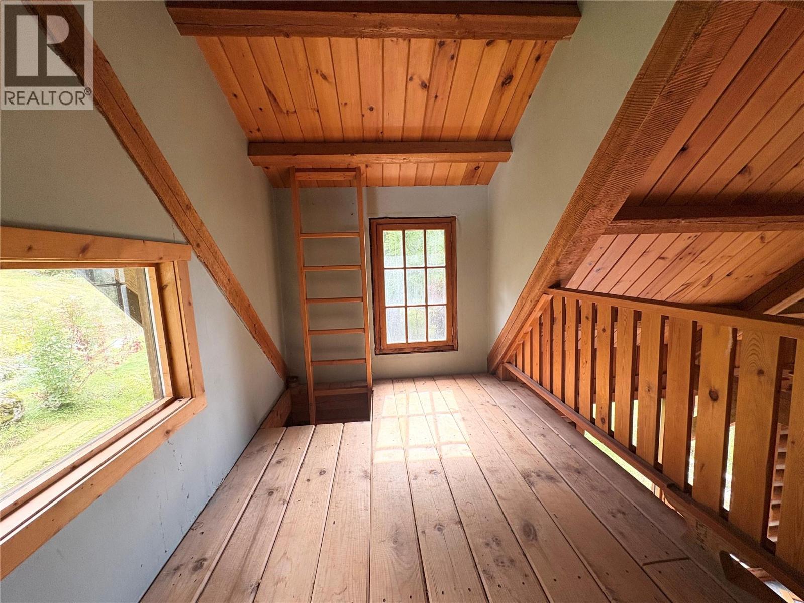8494 Red Mountain Road - 61