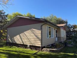 3pc Bathroom - 126 Helena Street, Shoal Lake, MB R0J1Z0 Photo 9