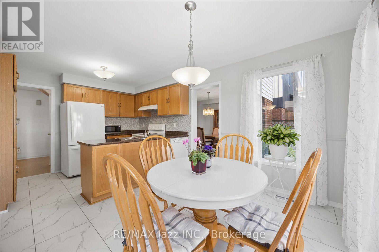 894 GRANDVIEW STREET N - 10