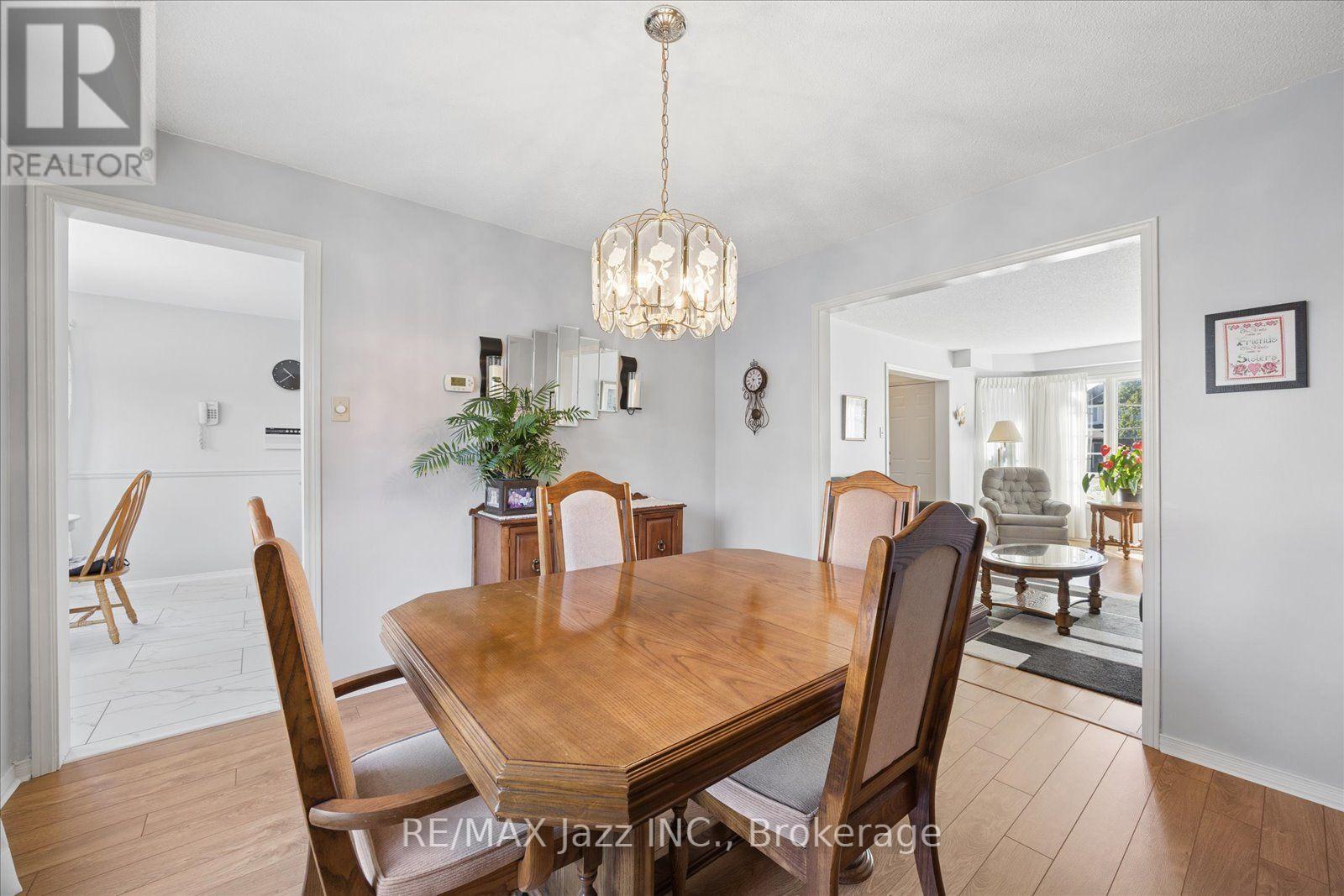 894 GRANDVIEW STREET N - 7