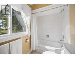 894 Grandview Street N, Oshawa, ON L1K2E3 Photo 23
