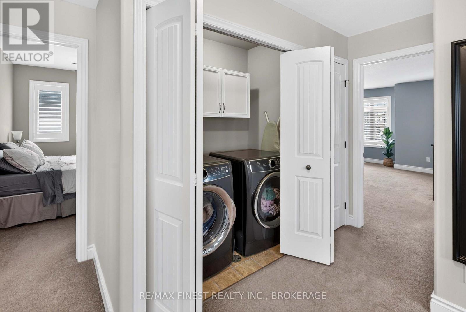 1593 PROVIDENCE CRESCENT - 29