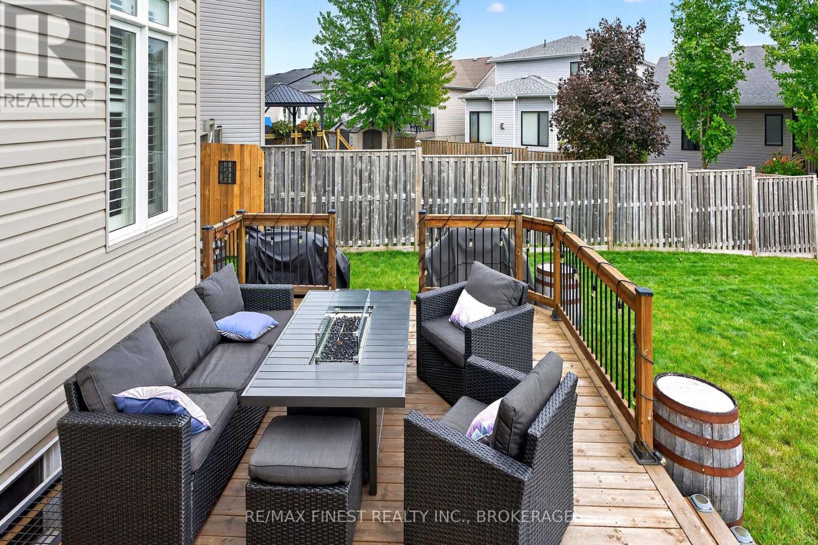 1593 PROVIDENCE CRESCENT - Image 40