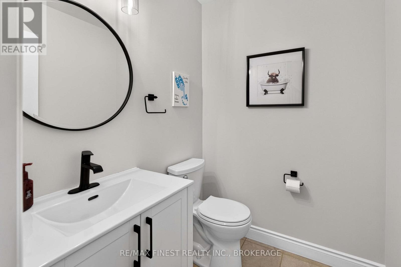 1593 PROVIDENCE CRESCENT - 9