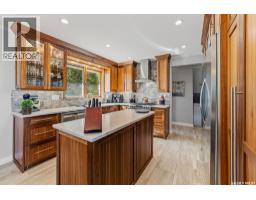 Family room - 1403 Hochelaga Street W, Moose Jaw, SK S6H6G6 Photo 8