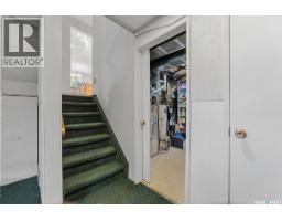 1403 Hochelaga Street W, Moose Jaw, SK S6H6G6 Photo 27