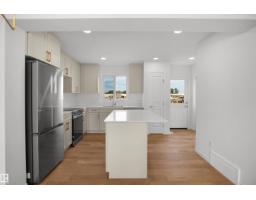 415 Aster Dr Nw, Edmonton, AB T6T2N8 Photo 13