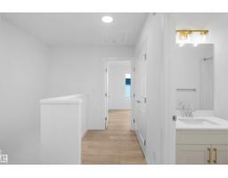 415 Aster Dr Nw, Edmonton, AB T6T2N8 Photo 16
