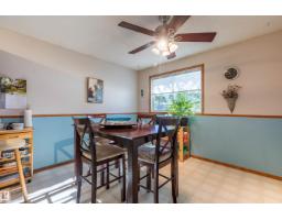 9012 99, Morinville, AB T8R1K4 Photo 8