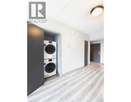 275 Larch Street Unit# F212, Waterloo, ON N2L3R2 Photo 11