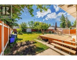 Primary Bedroom - 1831 43 Street Se, Calgary, AB T2B1H1 Photo 9