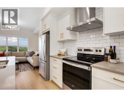 1905, 525 River Heights Drive - photo 14