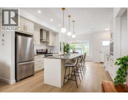 1905, 525 River Heights Drive - photo 13