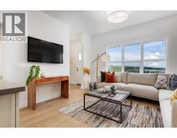 1905, 525 River Heights Drive - photo 17