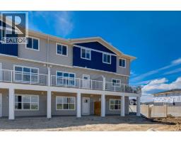 1905, 525 River Heights Drive - photo 1