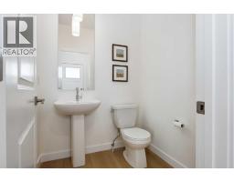 1905, 525 River Heights Drive - photo 18