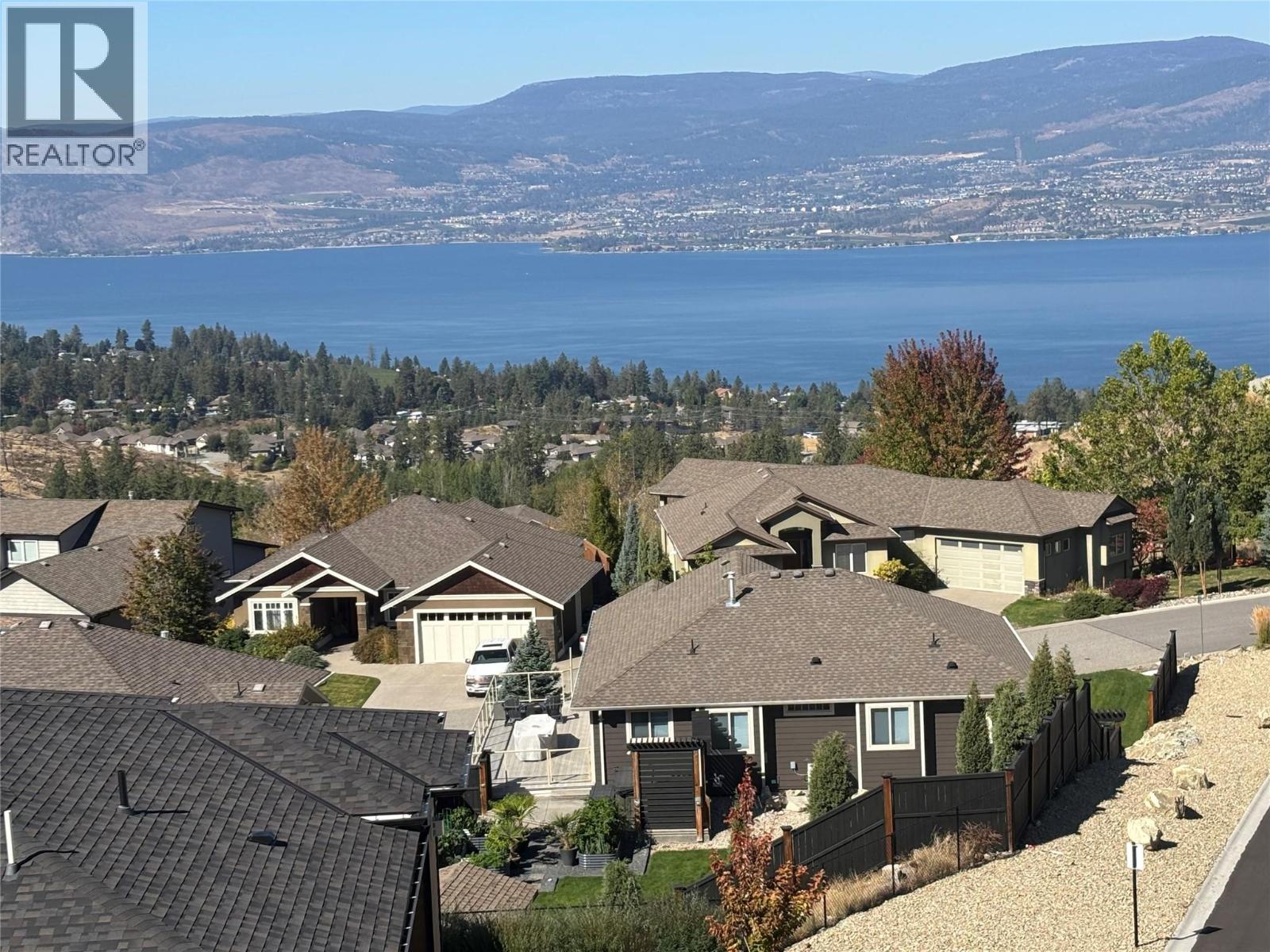#11 796 Kuipers Crescent - Image 3