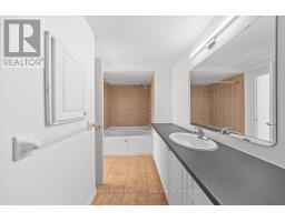 81 Baypointe Crescent, Ottawa, ON K2G6R1 Photo 18