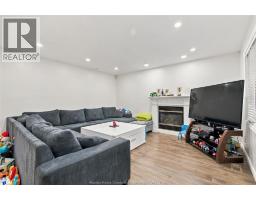Bedroom - 2920 Strawberry Drive, Tecumseh, ON N9K1C1 Photo 9