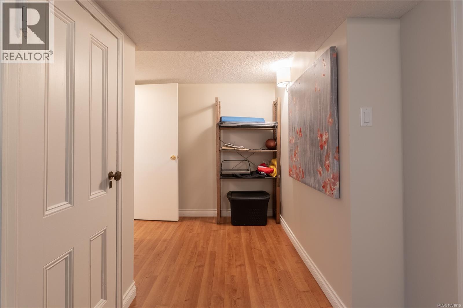 2125 Central Ave - Image 28