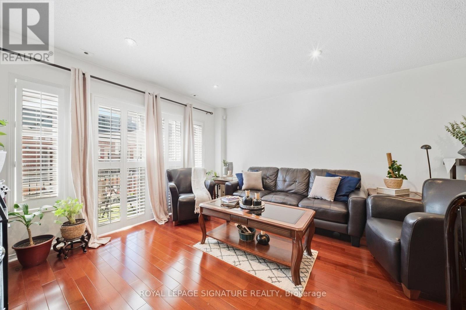Photo of 83 Mondeo Drive