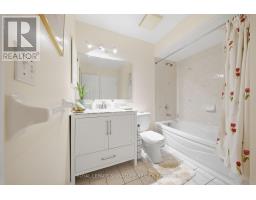 552 - 83 Mondeo Drive, Toronto, ON M1P5B6 Photo 20