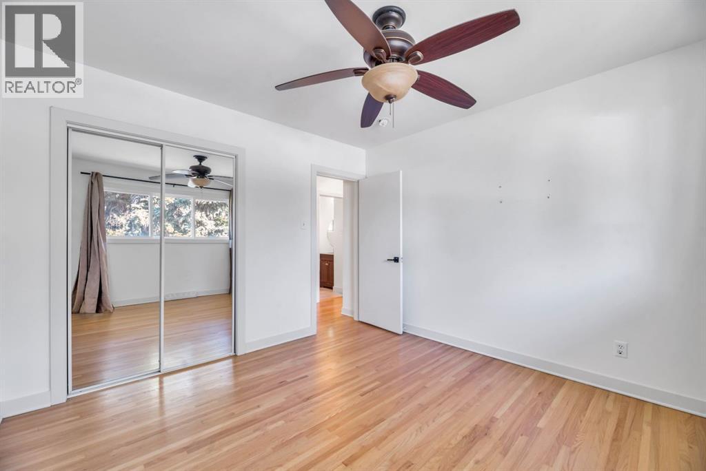 70 Fairview Crescent SE - 18