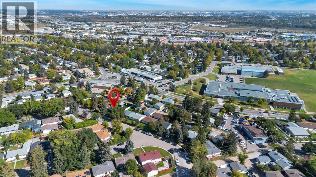 70 Fairview Crescent SE - 42