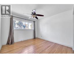 70 Fairview Crescent SE - photo 17