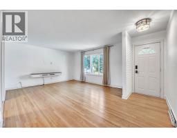 70 Fairview Crescent SE - photo 3