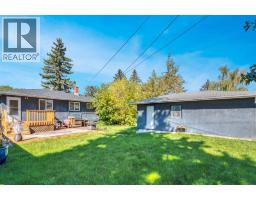 70 Fairview Crescent SE - photo 34