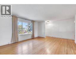 70 Fairview Crescent SE - photo 6