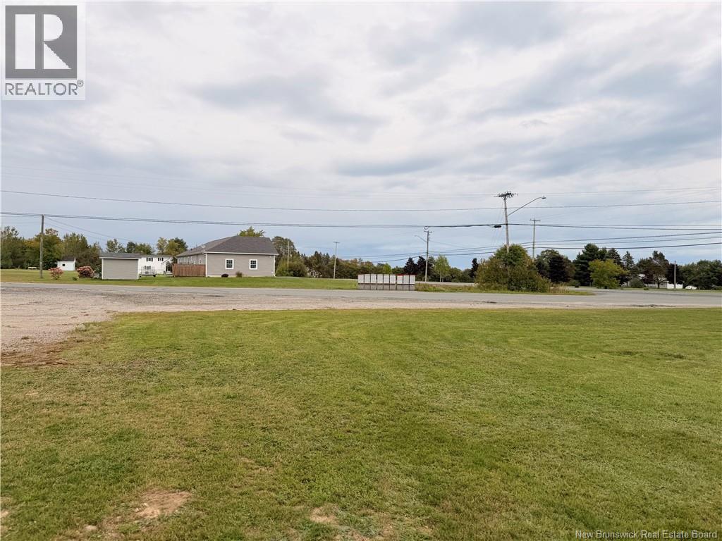 2843 King George Hwy - Image 6
