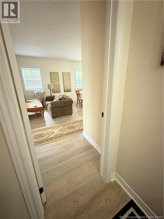 2843 King George Hwy - 13