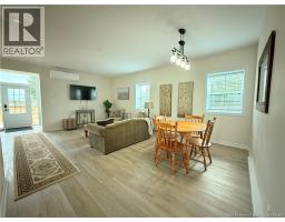 2843 King George Hwy, photo 14