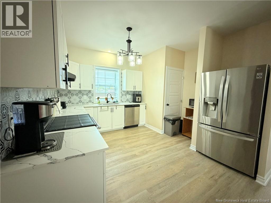 2843 King George Hwy - Image 17