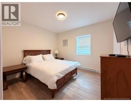 2843 King George Hwy, photo 23