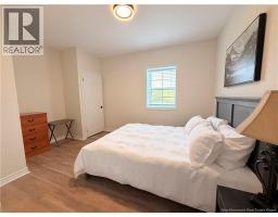 2843 King George Hwy, photo 21