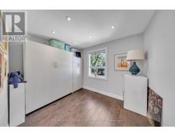 16 Sultana Avenue, Toronto, ON M6A1S8 Photo 19