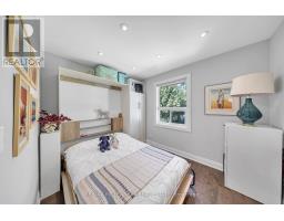 16 Sultana Avenue, Toronto, ON M6A1S8 Photo 20
