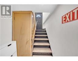 16 Sultana Avenue, Toronto, ON M6A1S8 Photo 25