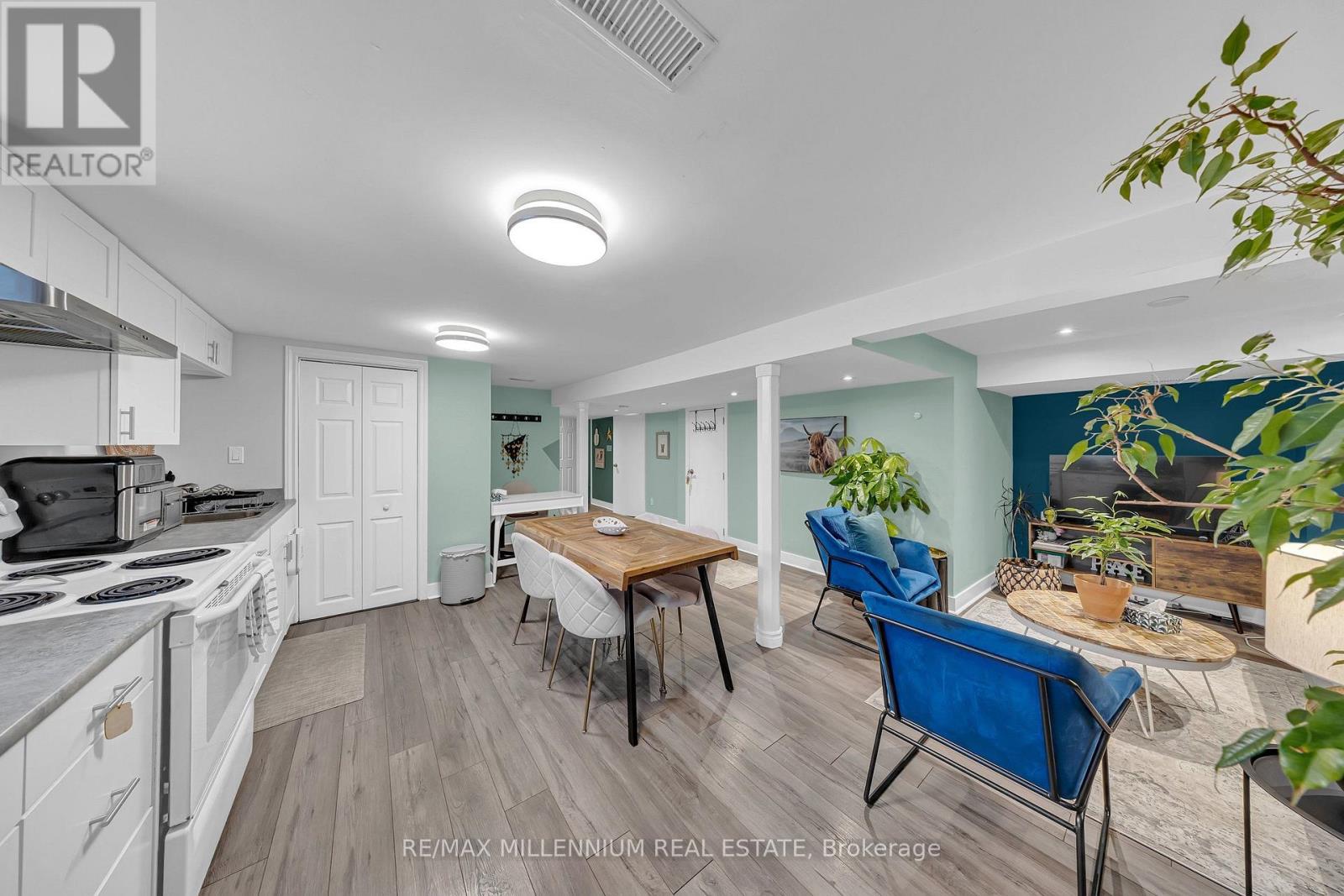 16 SULTANA AVENUE - 30