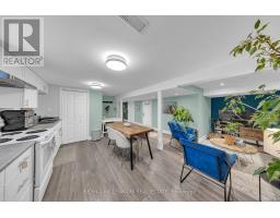16 Sultana Avenue, Toronto, ON M6A1S8 Photo 30