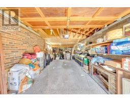 16 Sultana Avenue, Toronto, ON M6A1S8 Photo 37